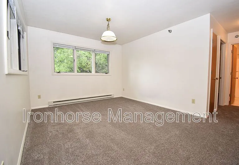 813 W Villard St #78 — Photo 7