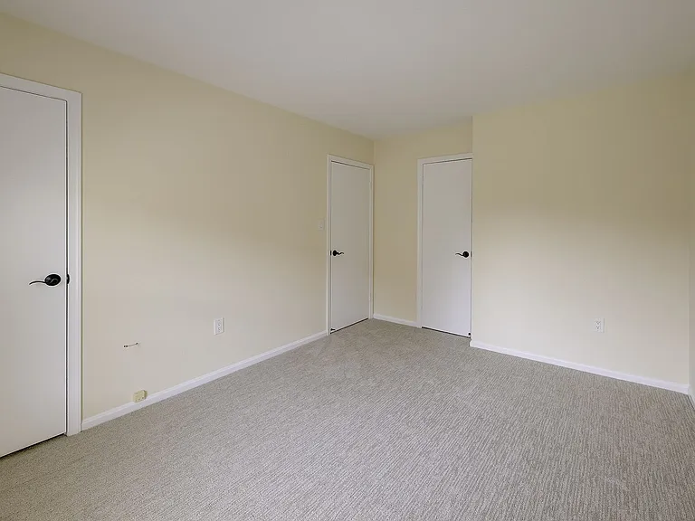 7518 Westlake Ter — Photo 43