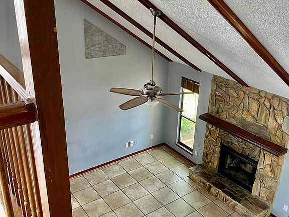 3rd image of 11720 Fort Caroline Lakes Dr