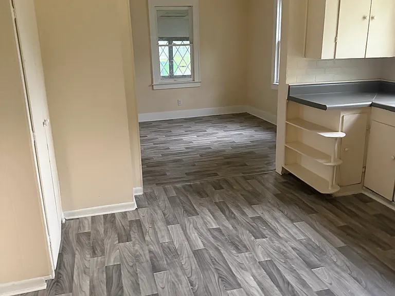 2927 Fairview St — Photo 15