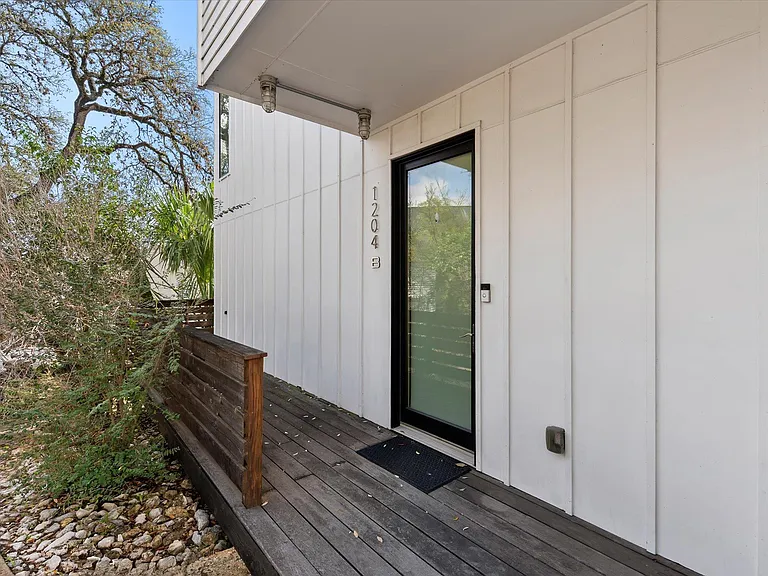 1204 Woodland Ave #B — Photo 13