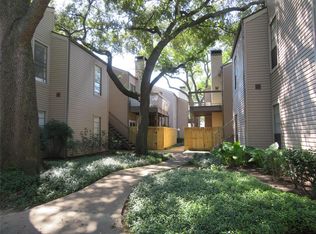 9707 Richmond Ave APT 31, Houston, TX 77042