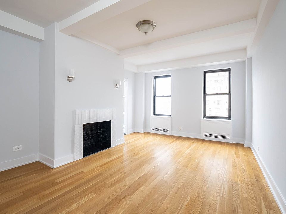 1st image of 200 W 15th St APT 17A