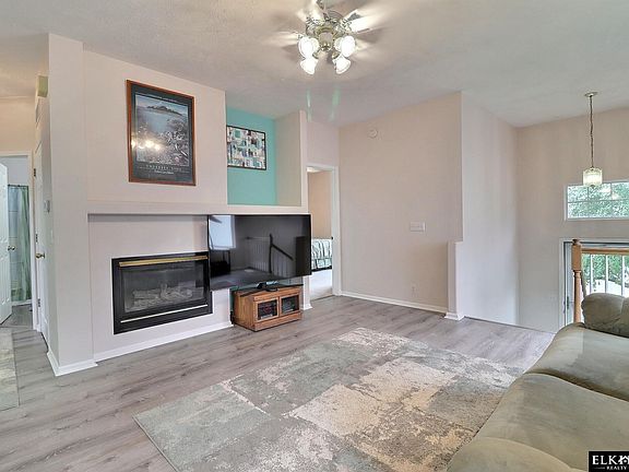 5th image of 5113 N 145th St
