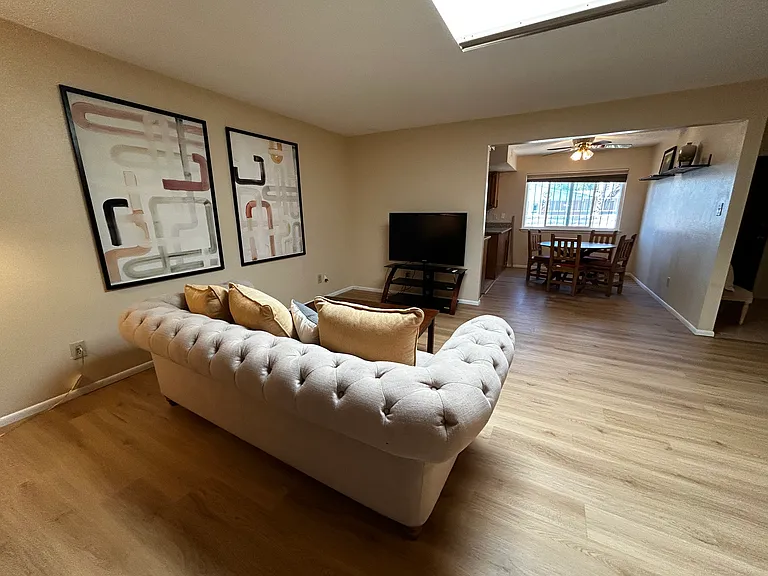 632 Ortiz Dr NE — Photo 9