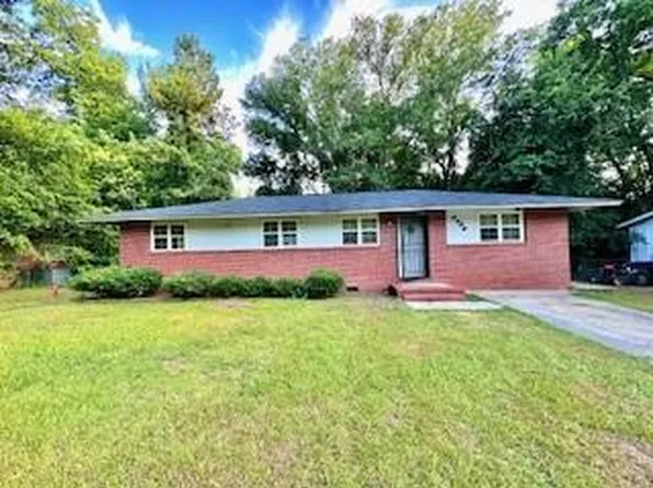 2456 Hillside Dr, Macon, GA 31206