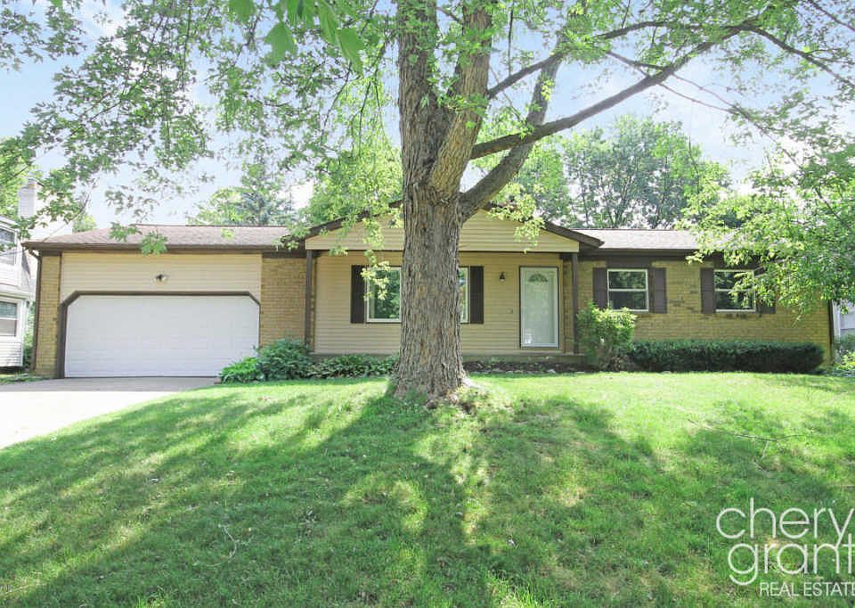 1st image of 4218 Holyoke Dr SE