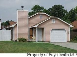 520 Auburndale Ln, Fayetteville, NC 28314