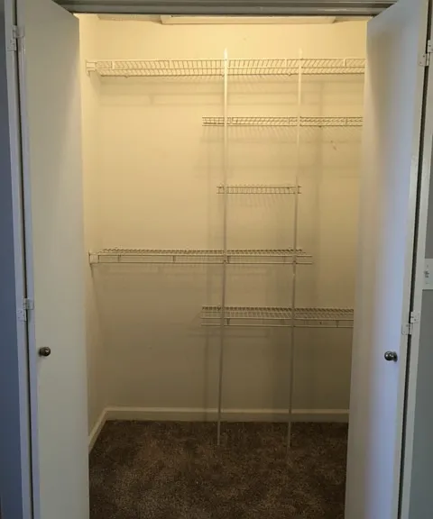 340 Yorkshire Cir — Photo 18