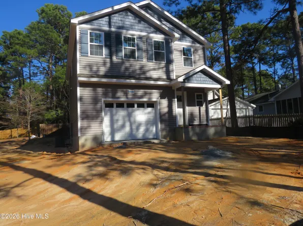 435 W New Jersey Avenue, Southern Pines, NC 28387