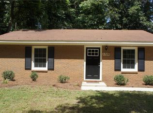 1706 Chester Valley Rd, Clemmons, NC 27012