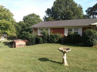 1401 Old Spencer Mountain Rd, Dallas, NC 28034