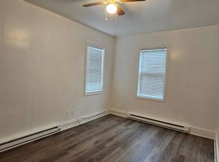 144 Washington St APT 2, Middletown, CT 06457