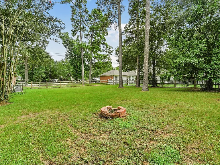 1215 Tejas Blvd — Photo 30