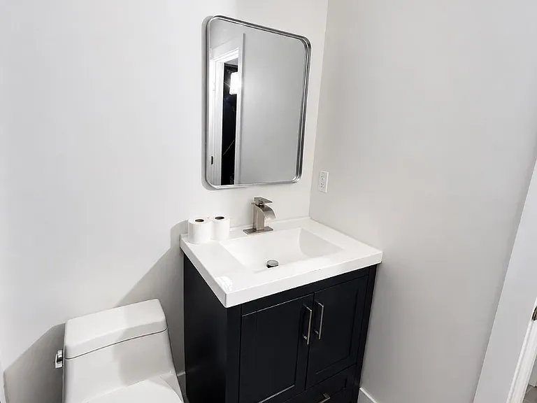 Unit Photo