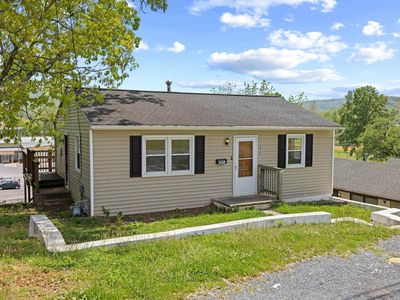 870 Fairfax Ave, Waynesboro, VA, 22980