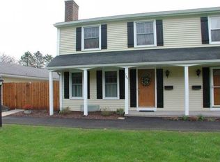 784 Hidden Valley Rd, Rochester, NY 14624
