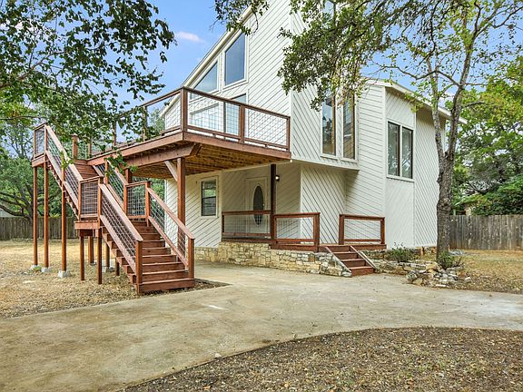 2nd image of 304 N Flamingo Dr