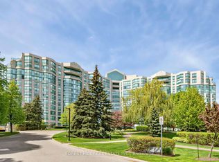 7905 Bayview Ave #306, Markham, ON L3T7N3
