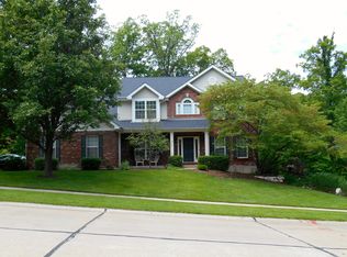 16646 Highland Summit Dr, Ballwin, MO 63011