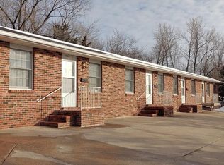 1009 Northeast Dr, Jefferson City, MO 65109