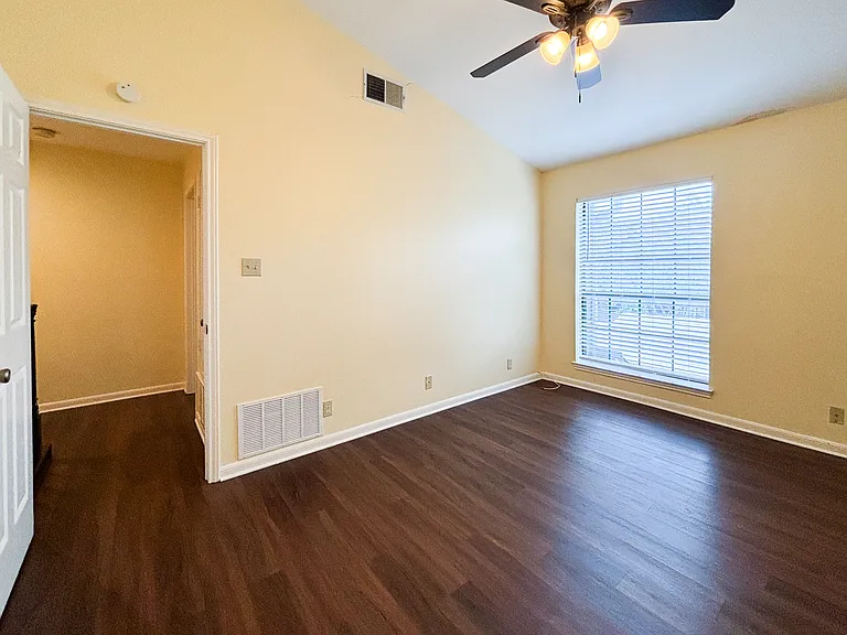 9 Chapel Hill Cir — Photo 30