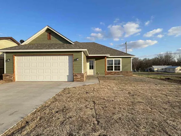 1019 N Central Ave, Cushing, OK 74023