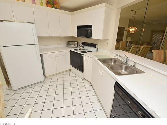 2nd image of 1018 Woodshire Ln APT A105