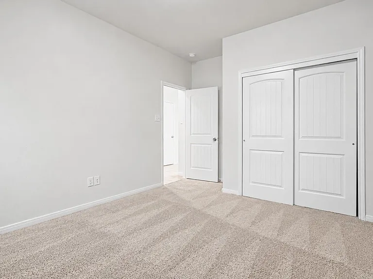 8018 Fijian Cypress Dr — Photo 26