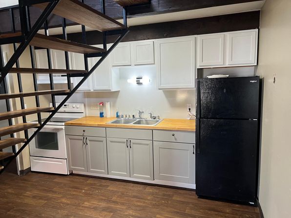 200 Jefferson Ave #A