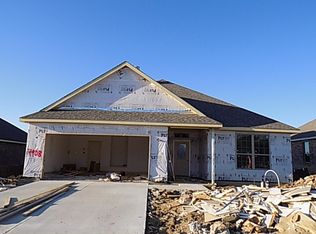 4908 Lake Park Dr, Sanger, TX 76266