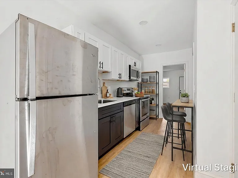 2046 S Norwood St #1 — Photo 14