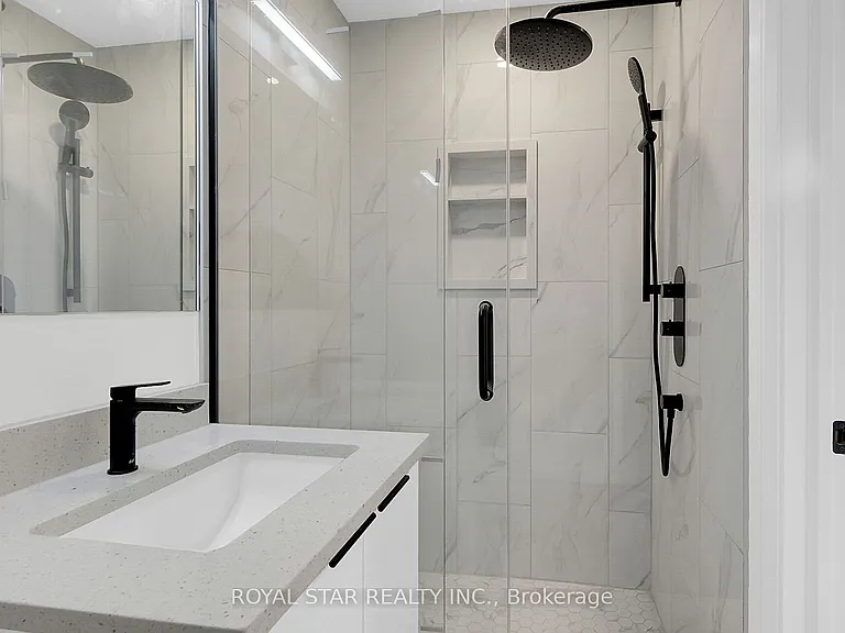 547 Mutual St #BASEMENT — Photo 21