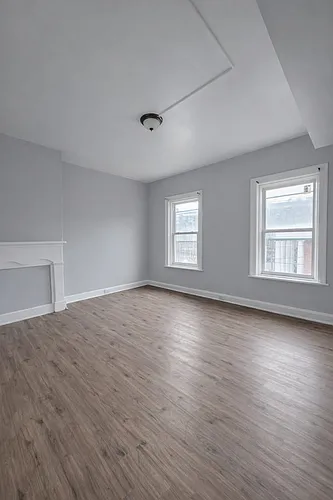 5 West St Photo 1