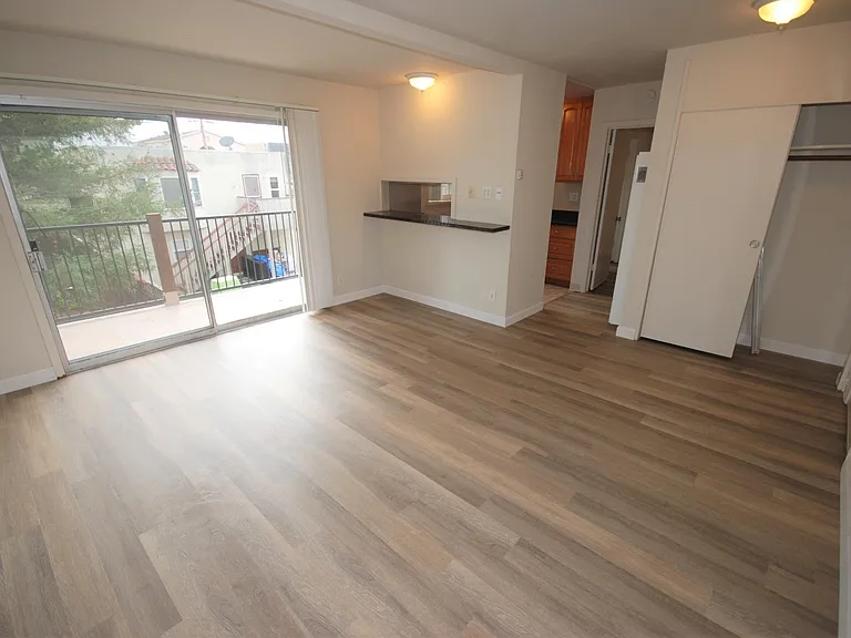 140 San Marco Av. — Photo 3