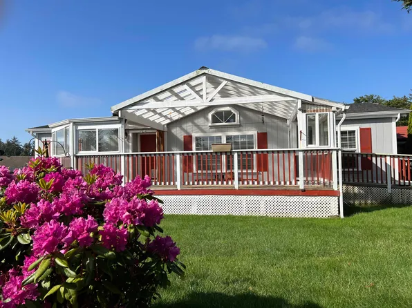 1661 Northcrest Dr Spc 17, Crescent City, CA 95531