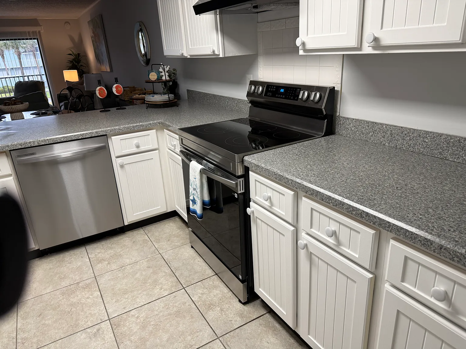 2 bed, 1137 sqft, $2,000 — Photo 3