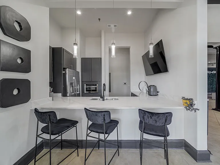 From events to relaxation, it all happens in our clubhouse