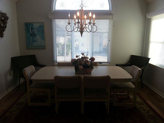 3rd image of 5138 Central Ave #2