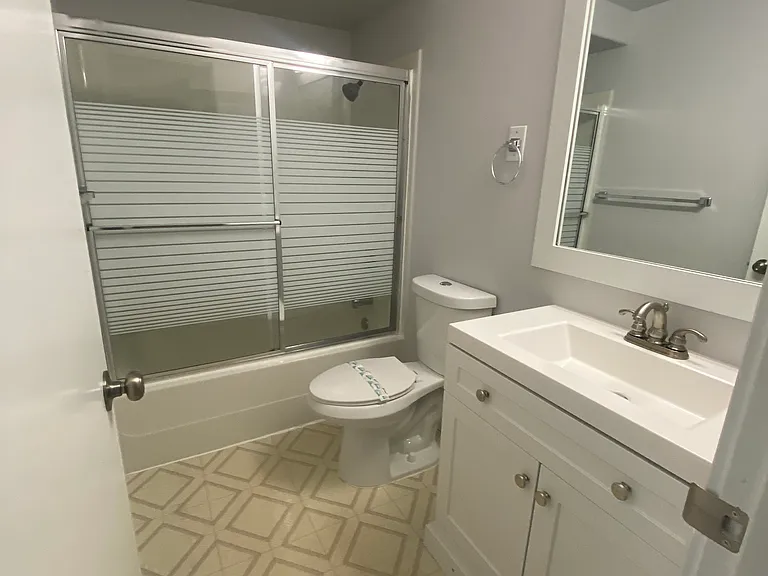 4838 Ward Dr NE — Photo 8