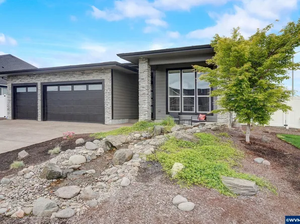 564 SE Appaloosa St, Sublimity, OR 97385