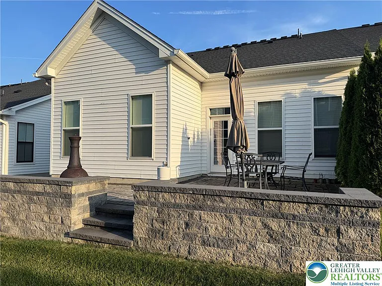 4083 Fritz Pl — Photo 2