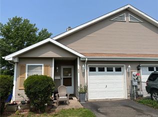 35 Margarita Dr, Hartford, CT 06106