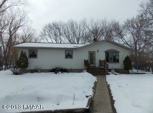1326 Sheyenne St, West Fargo, ND 58078
