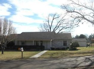 90 Trumble Ln, Texarkana, TX 75501