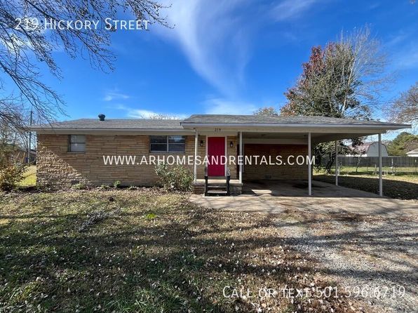 219 Hickory St