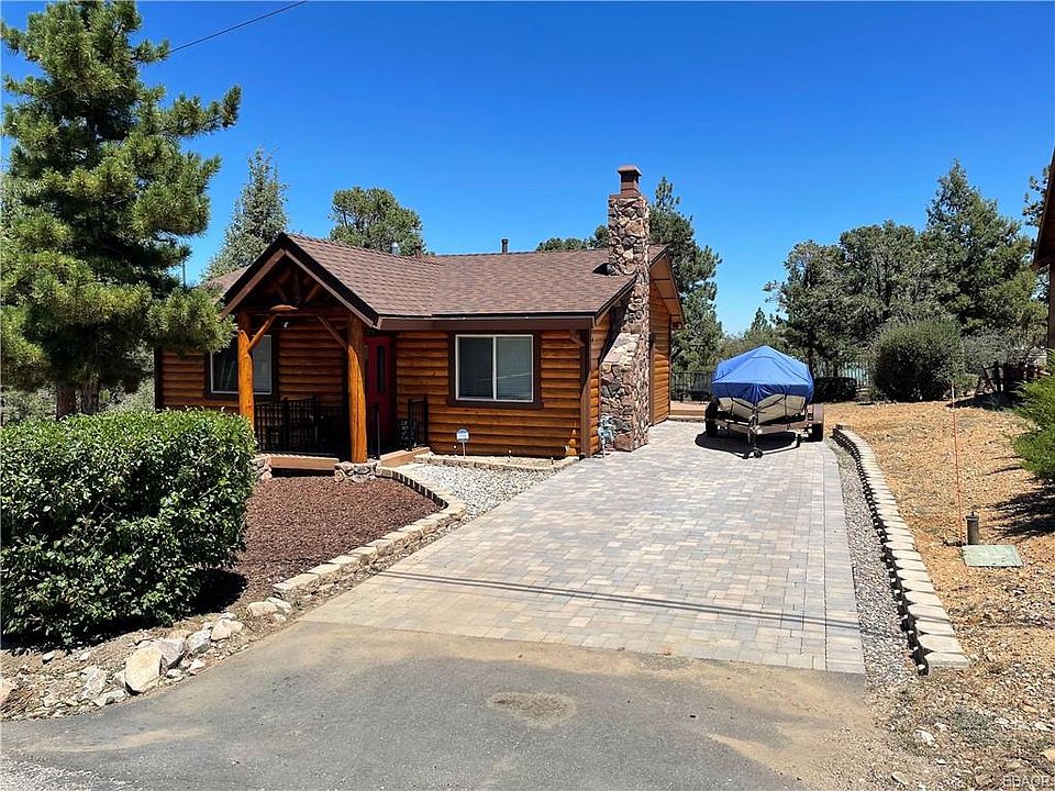 1st image of 629 Villa Grove Ave