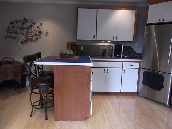 5th image of 539 100th C Seattle Wl