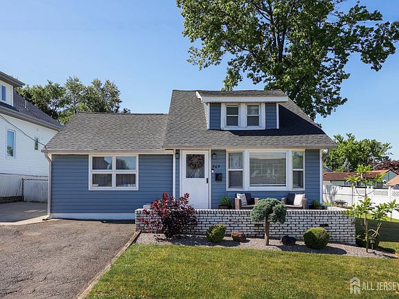 4th image of 969 Woodcrest Dr