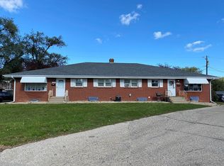 2207 Canary Dr, Rockford, IL 61103